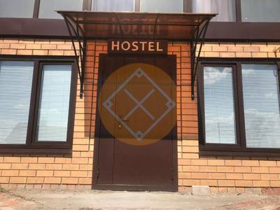 Козырек с полуарочным скатом и профилированным поликарбонатом